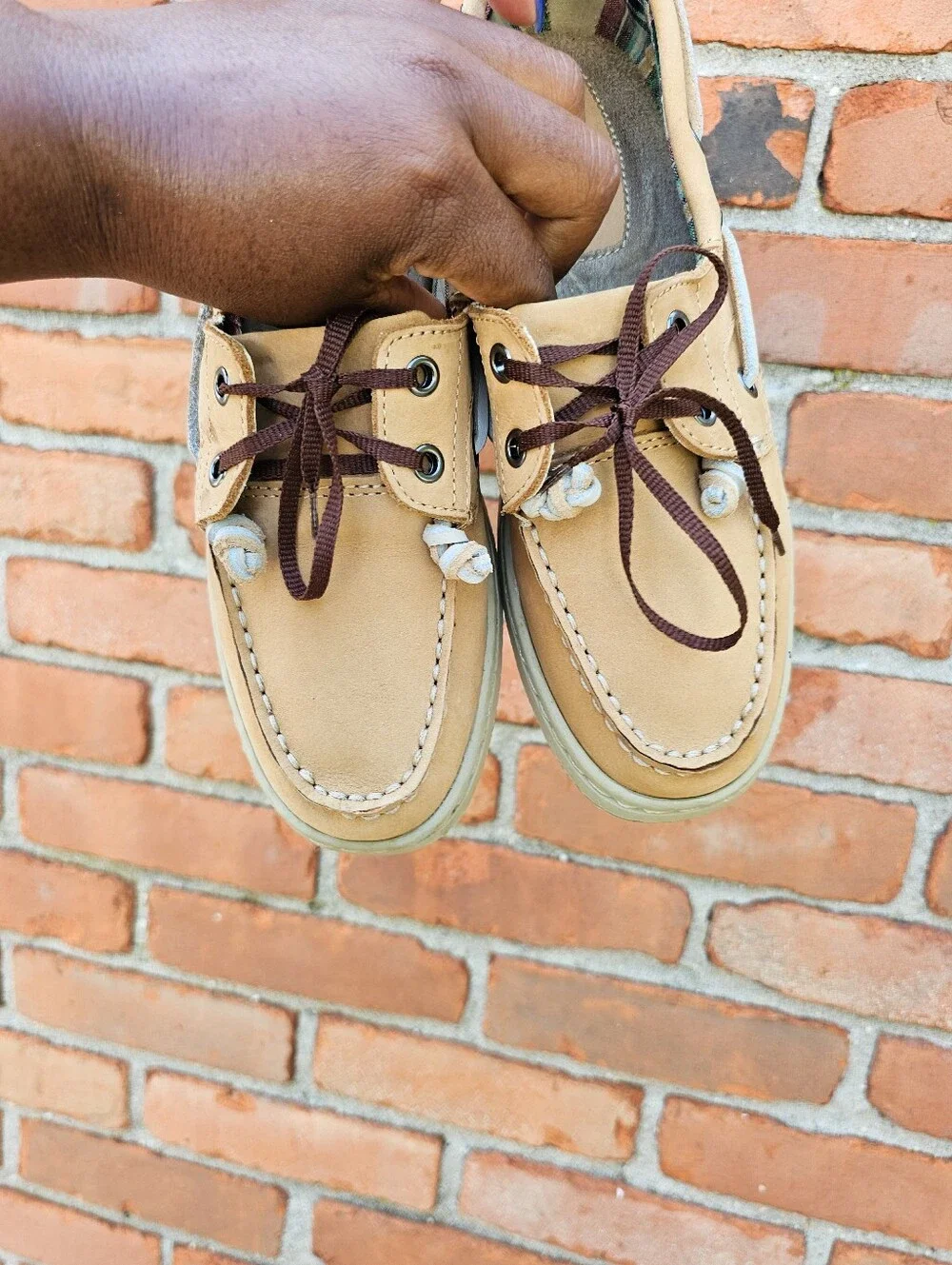 Bass Women’s Tan Leather Boat Shoes Size 7M